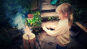 A Swedish candle is easy to make and fun to use